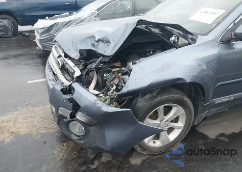 2013 Subaru Outback 2.5I Premium from USA, damaged, VIN 4S4BRBCCXD3243900